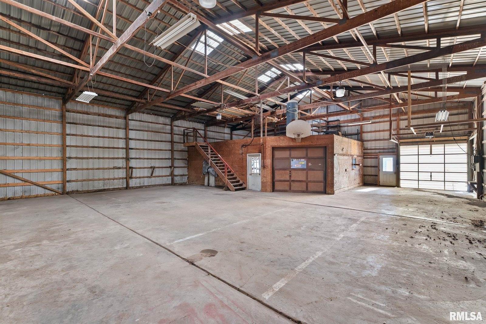 9629 North 1000th Avenue, Cambridge, IL 61238