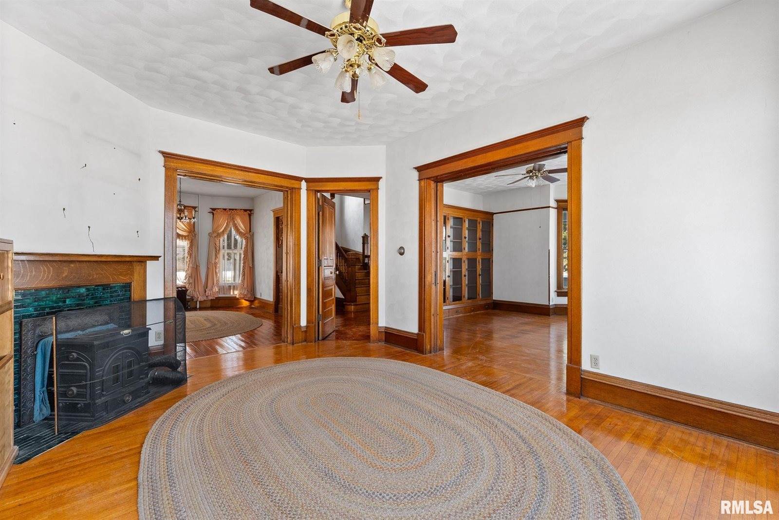 9629 North 1000th Avenue, Cambridge, IL 61238