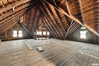 9629 North 1000th Avenue, Cambridge, IL 61238