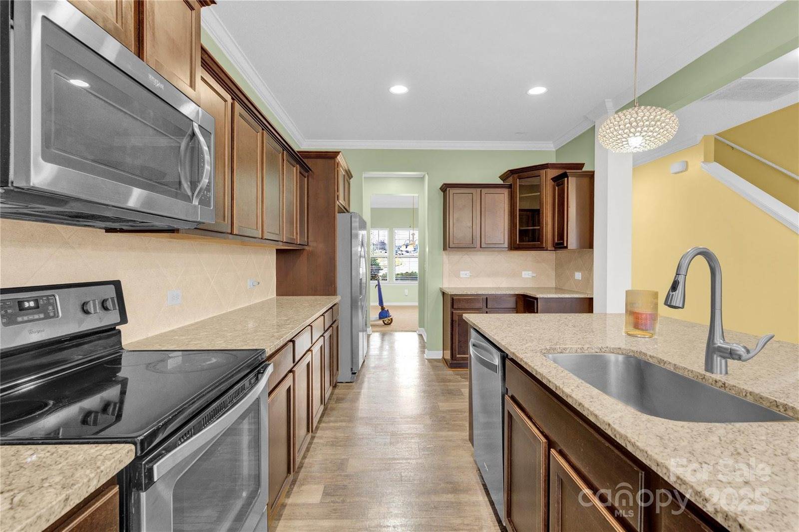 111 Trick Ski Lane, Statesville, NC 28677