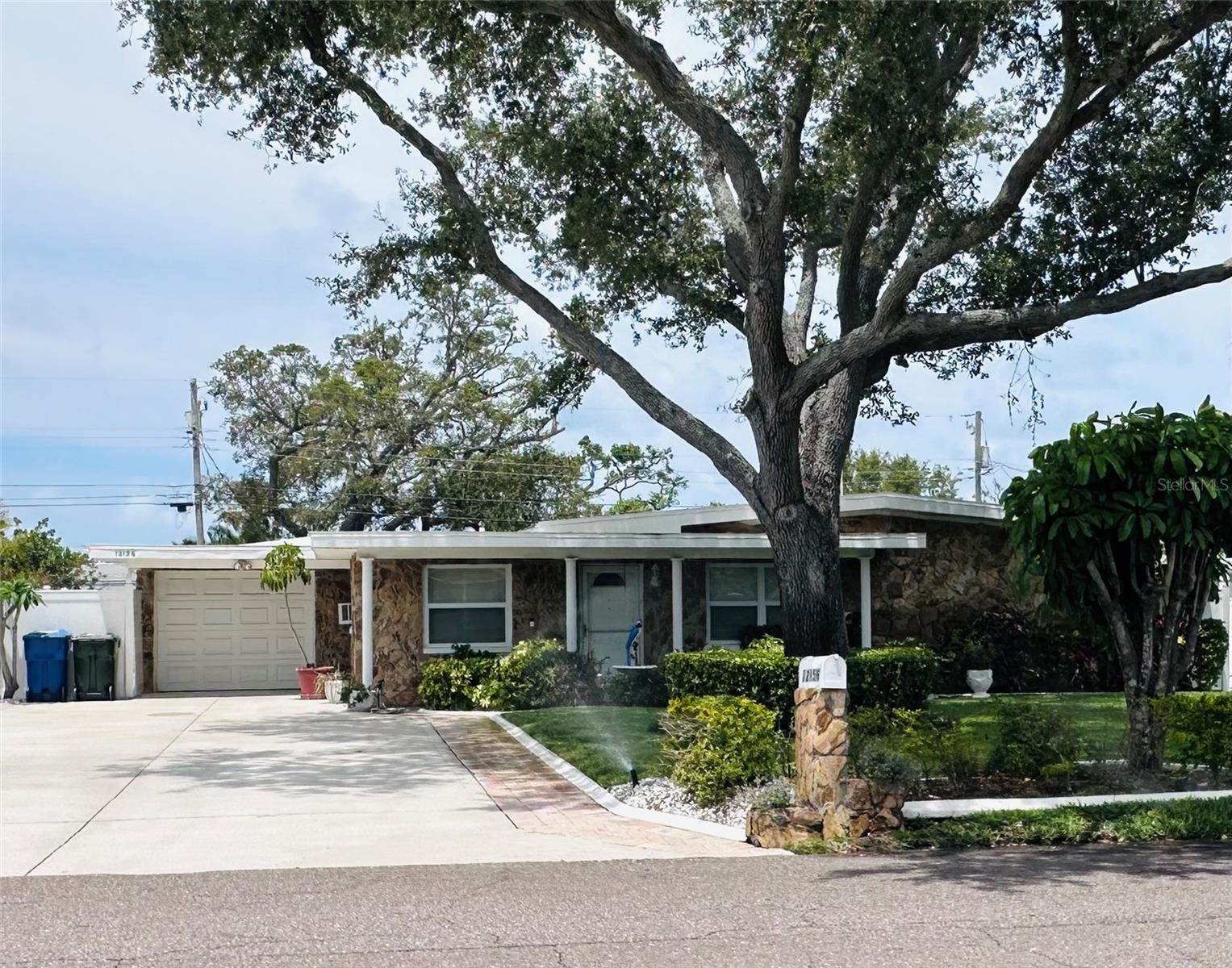 12156 144TH Street, Largo, FL 33774