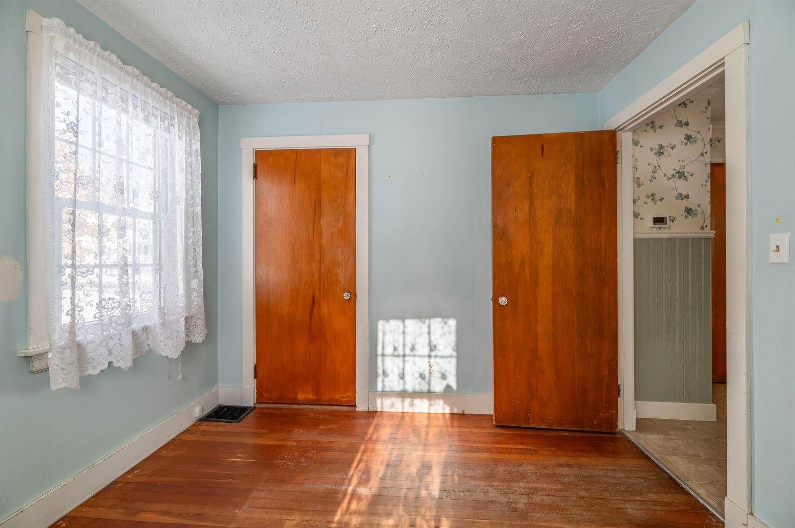 52 Earle Avenue, Bangor, ME 04401