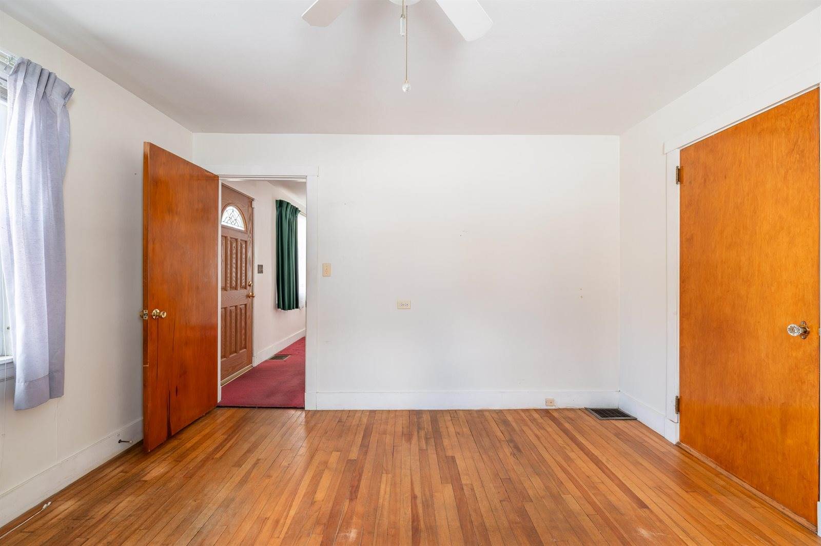 52 Earle Avenue, Bangor, ME 04401