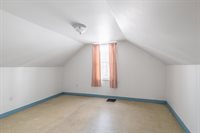 52 Earle Avenue, Bangor, ME 04401