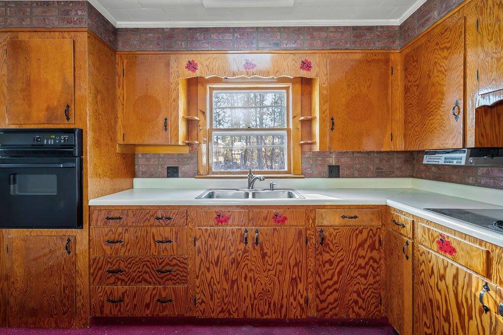 53 Park Avenue East, Brewer, ME 04412