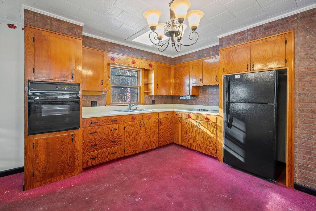 53 Park Avenue East, Brewer, ME 04412