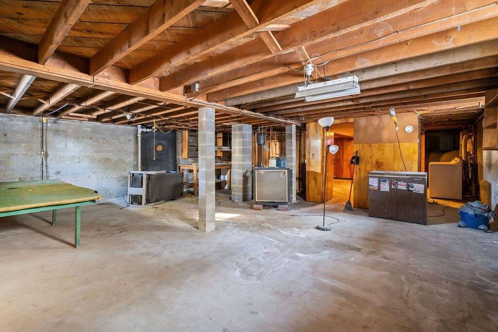 53 Park Avenue East, Brewer, ME 04412