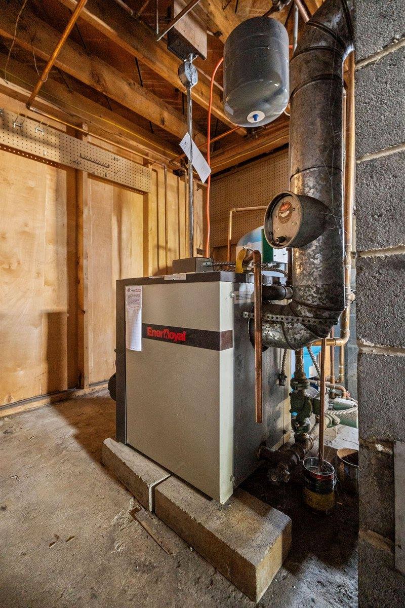 53 Park Avenue East, Brewer, ME 04412