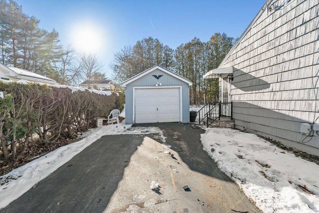 53 Park Avenue East, Brewer, ME 04412