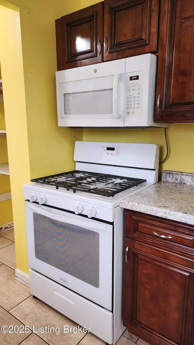 7501 Rutledge Rd, Louisville, KY 40258