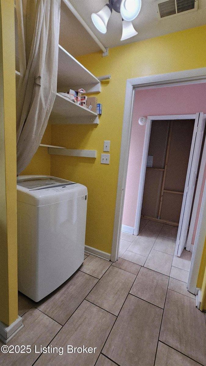 7501 Rutledge Rd, Louisville, KY 40258