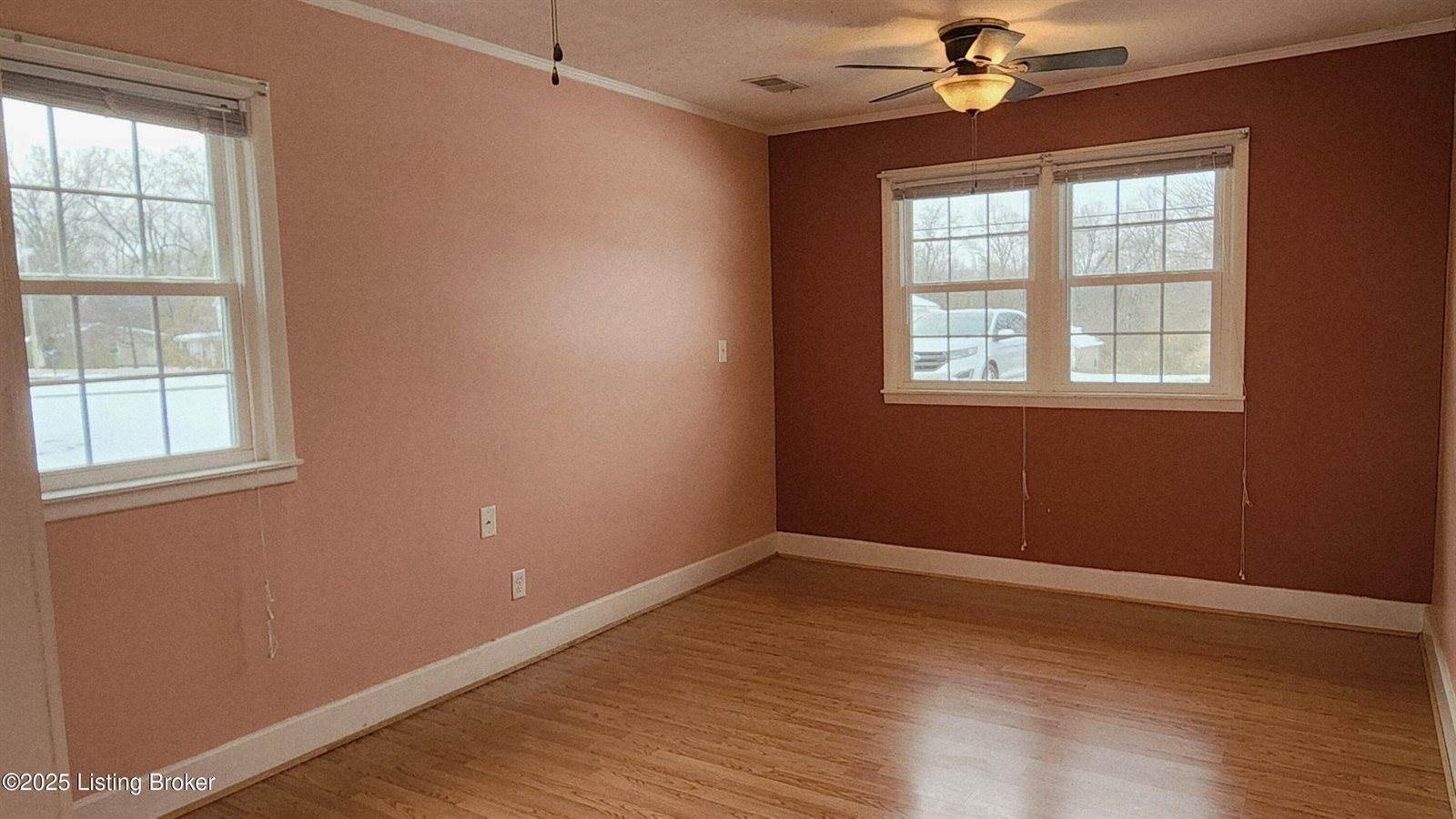 7501 Rutledge Rd, Louisville, KY 40258