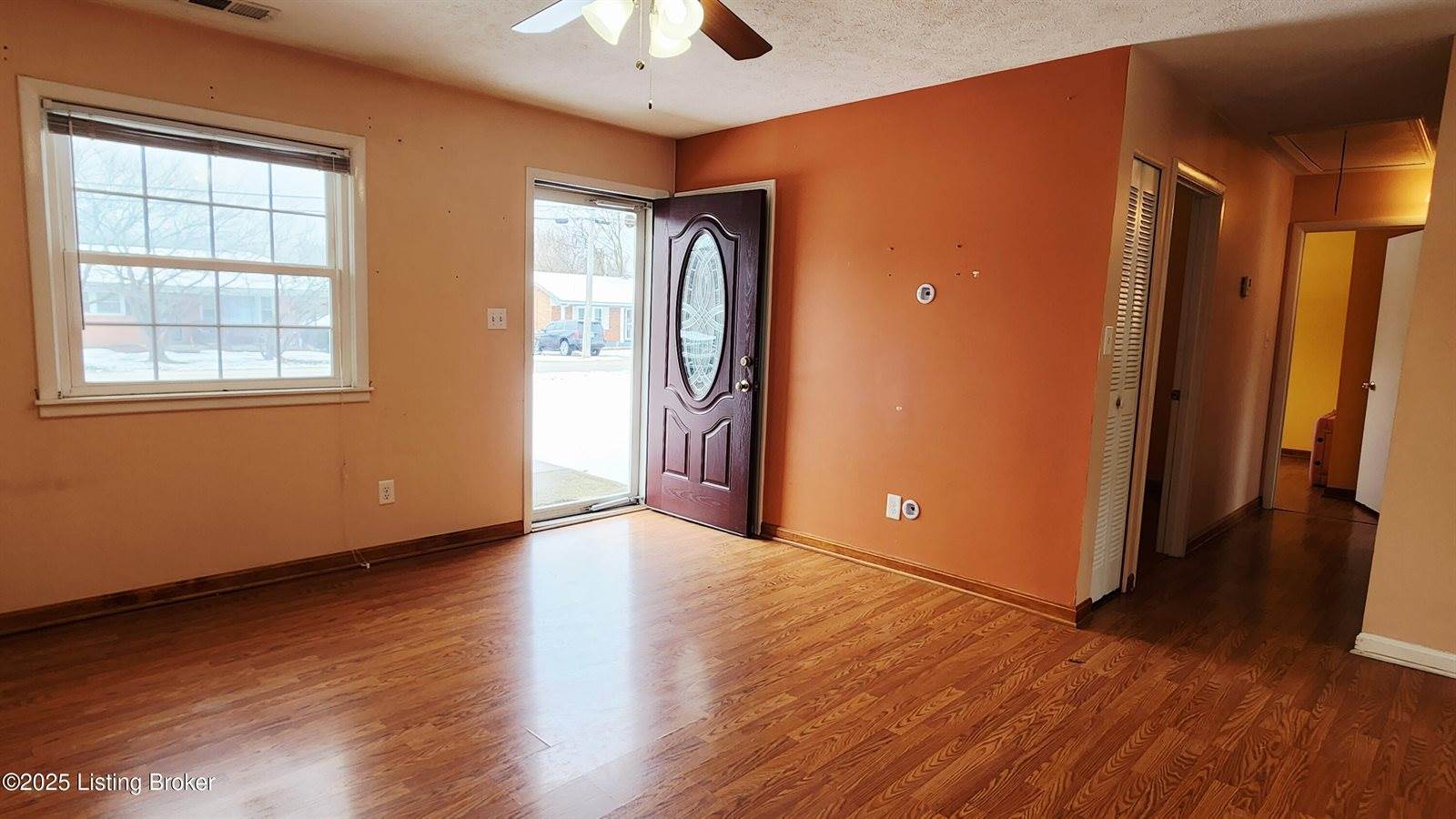 7501 Rutledge Rd, Louisville, KY 40258