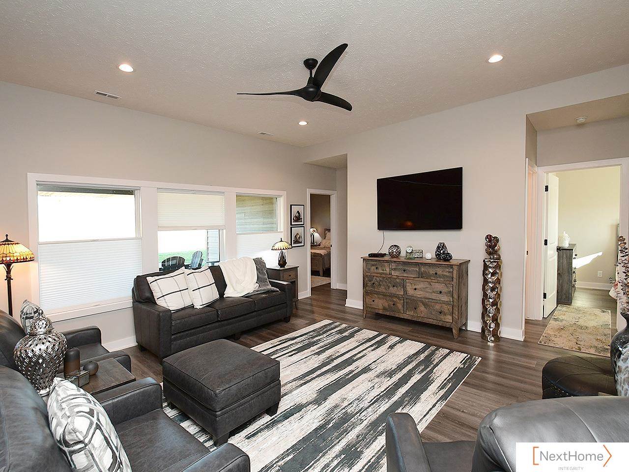 1015 Accolade Lane, Lincoln, NE 68521