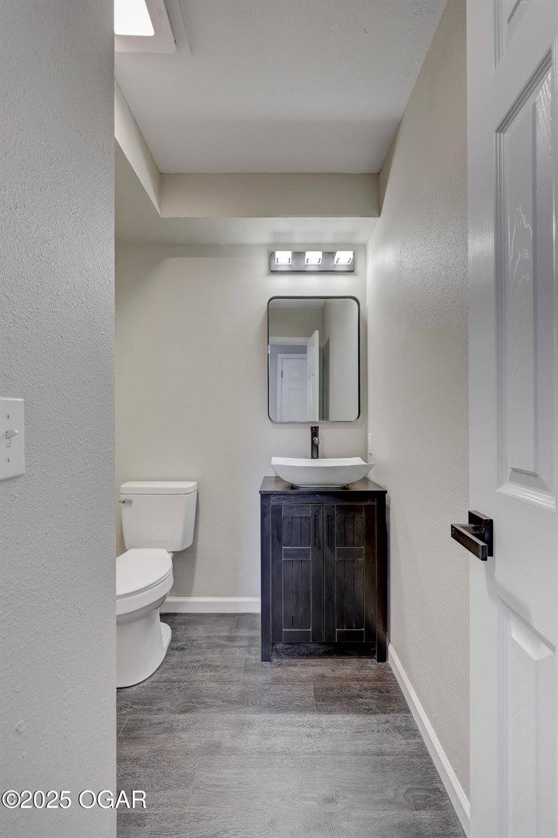 330 North Tyler Avenue, Joplin, MO 64801