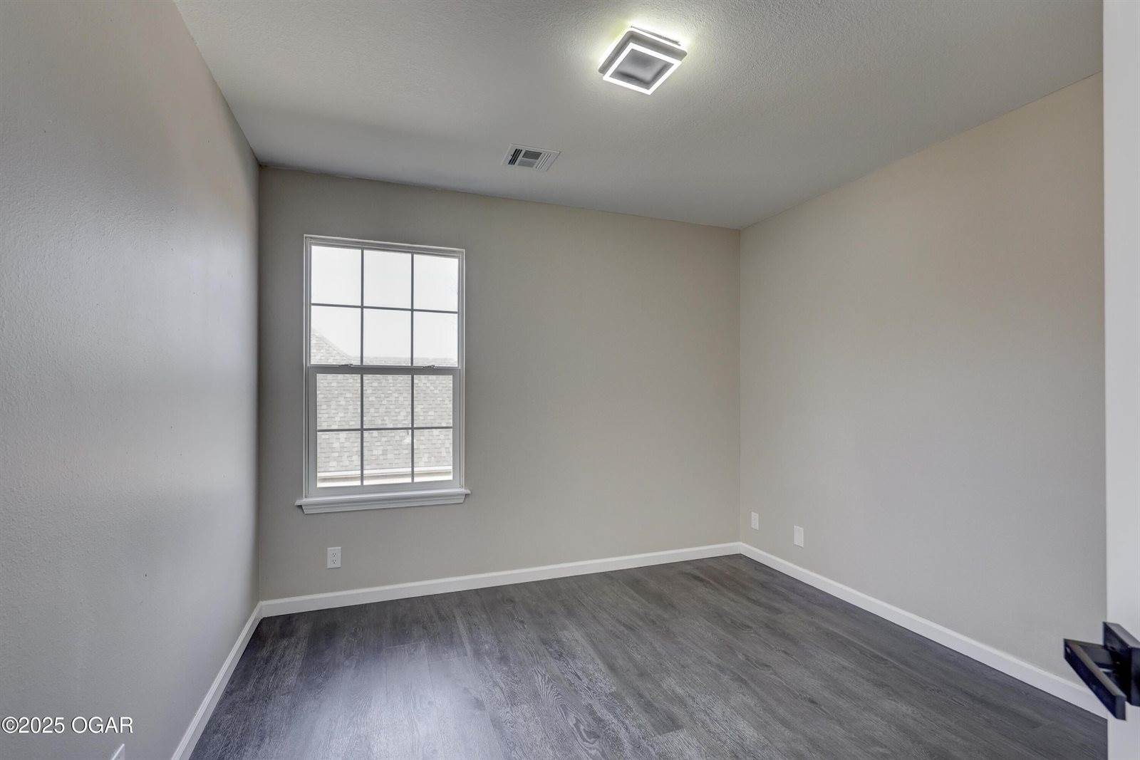 330 North Tyler Avenue, Joplin, MO 64801