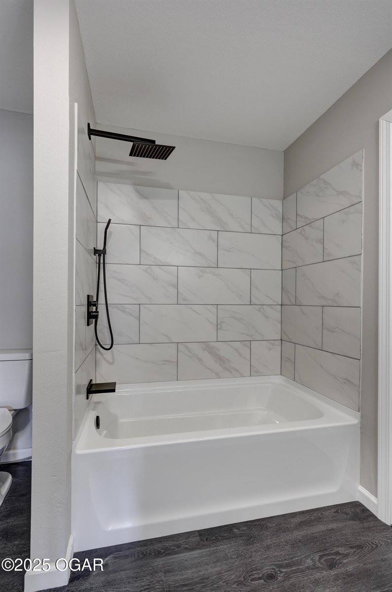 330 North Tyler Avenue, Joplin, MO 64801