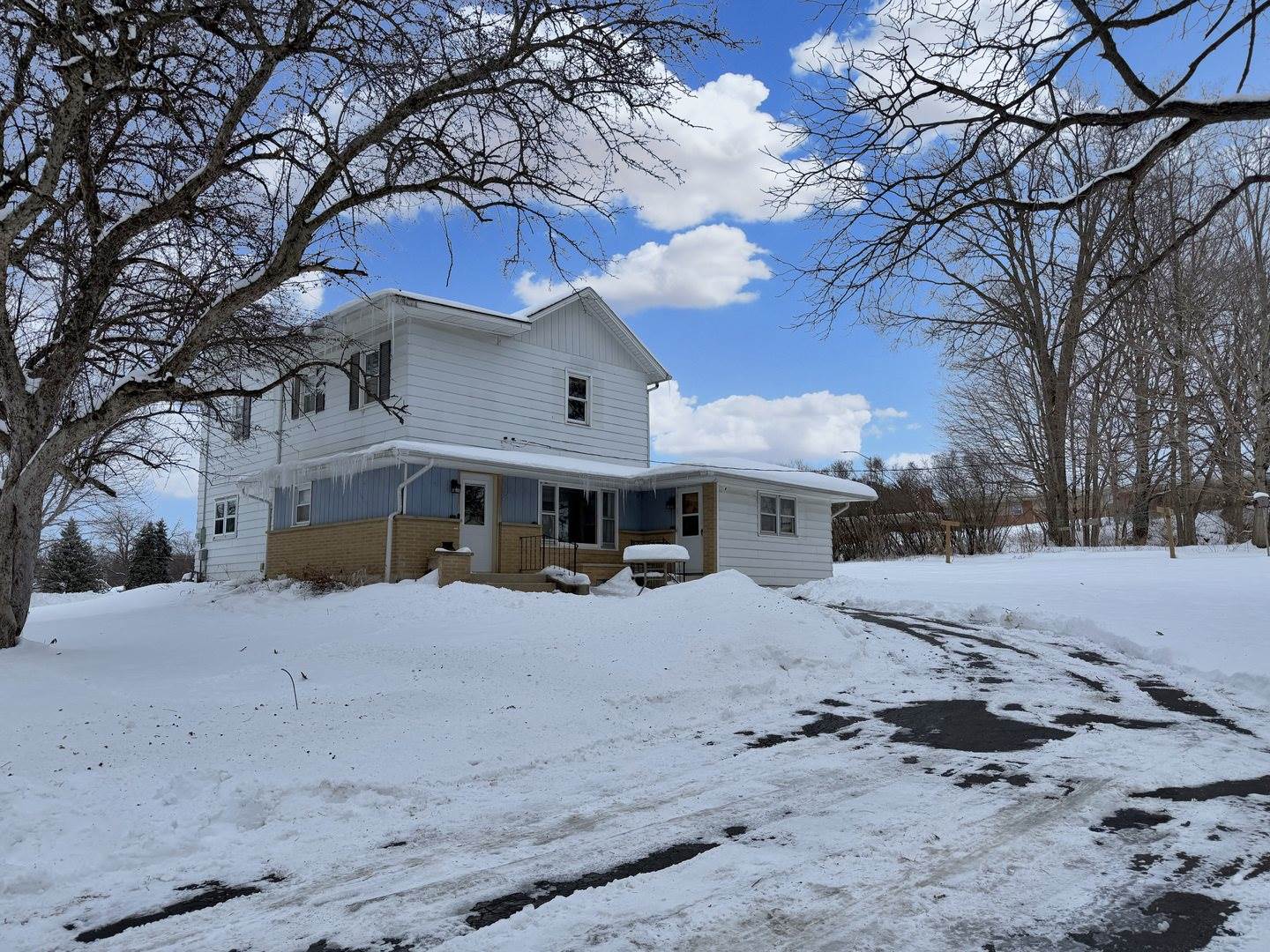 201 South Church Street, Orangeville, IL 61060