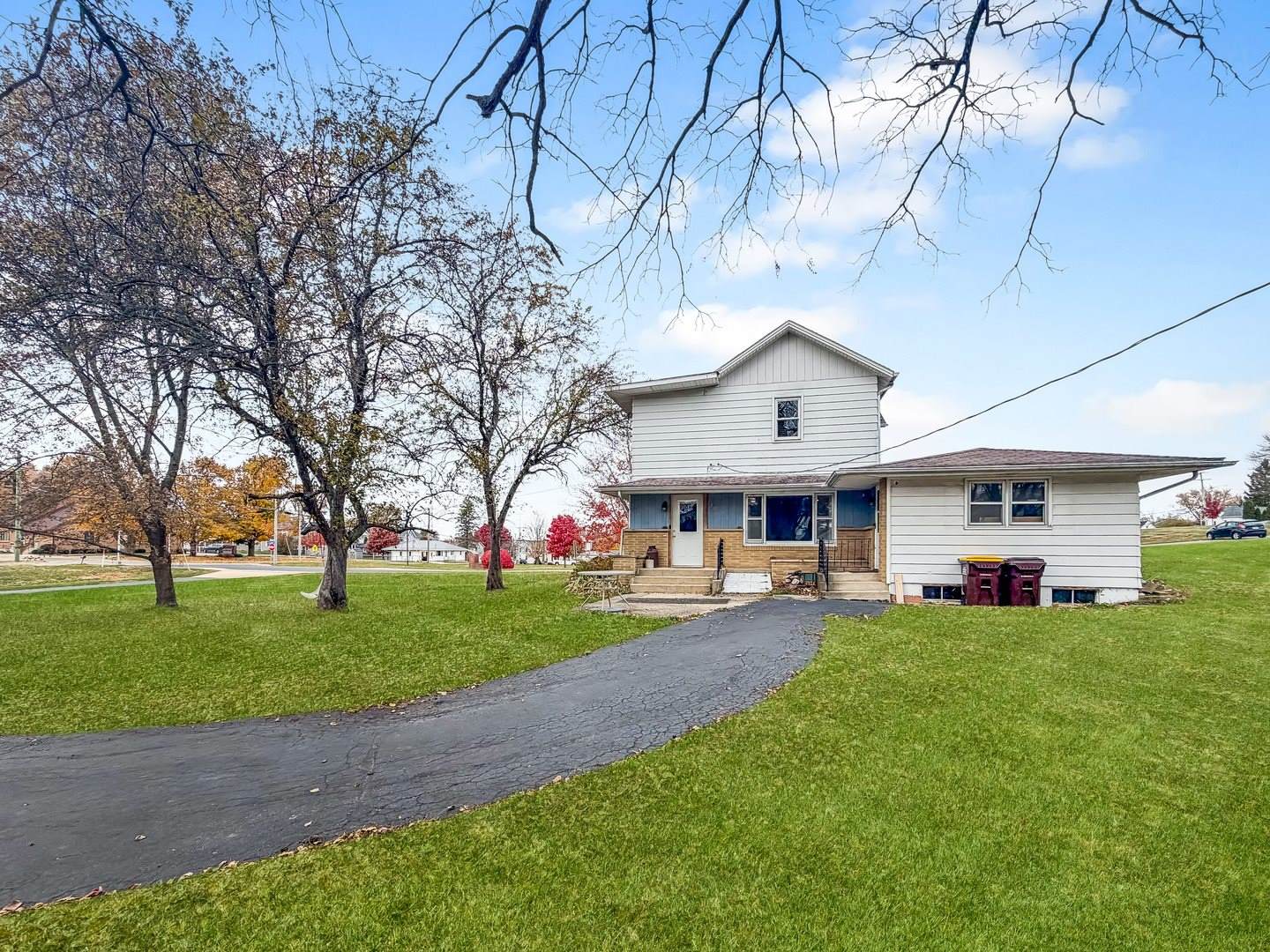 201 South Church Street, Orangeville, IL 61060