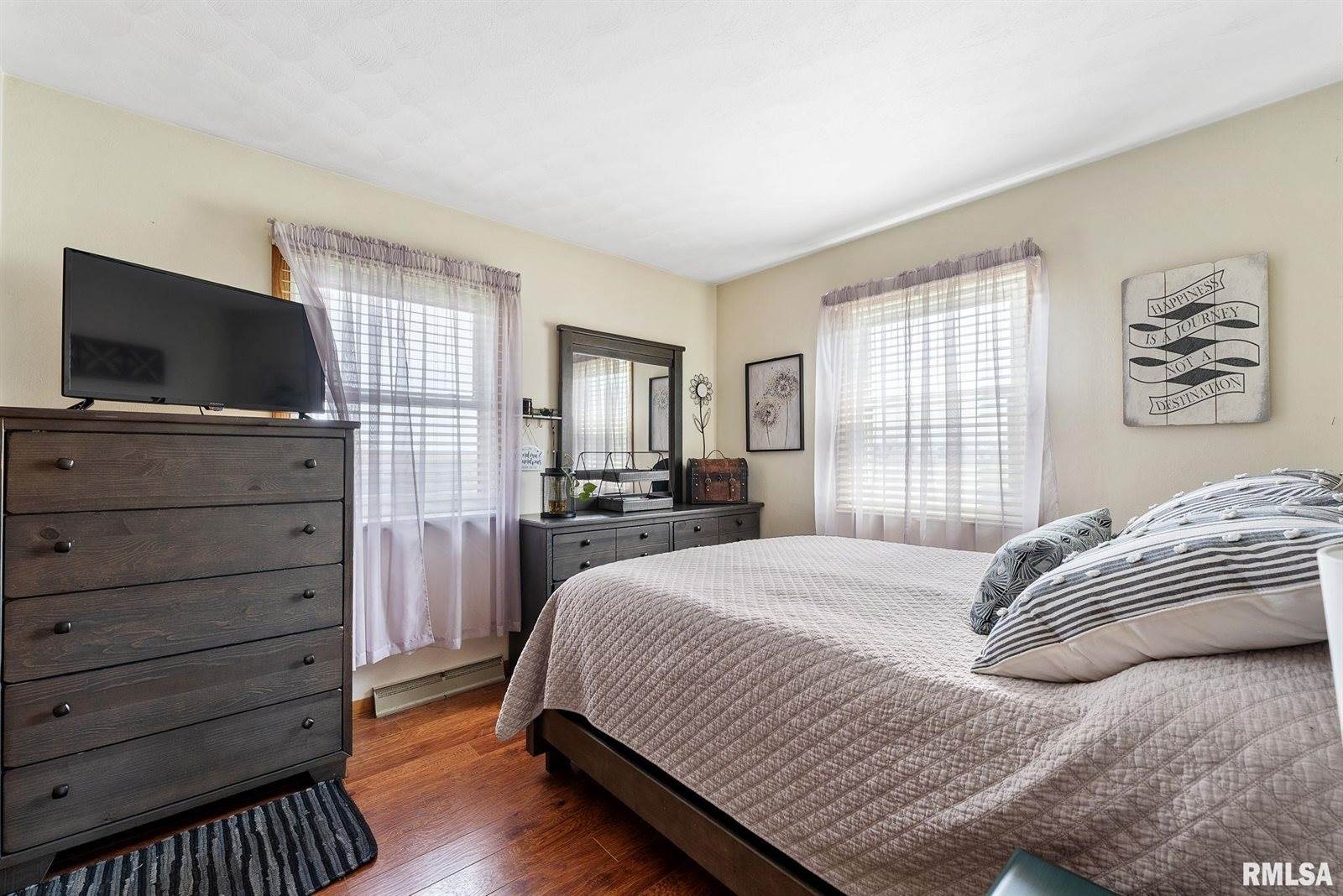 801 South Mississippi Street, Blue Grass, IA 52726