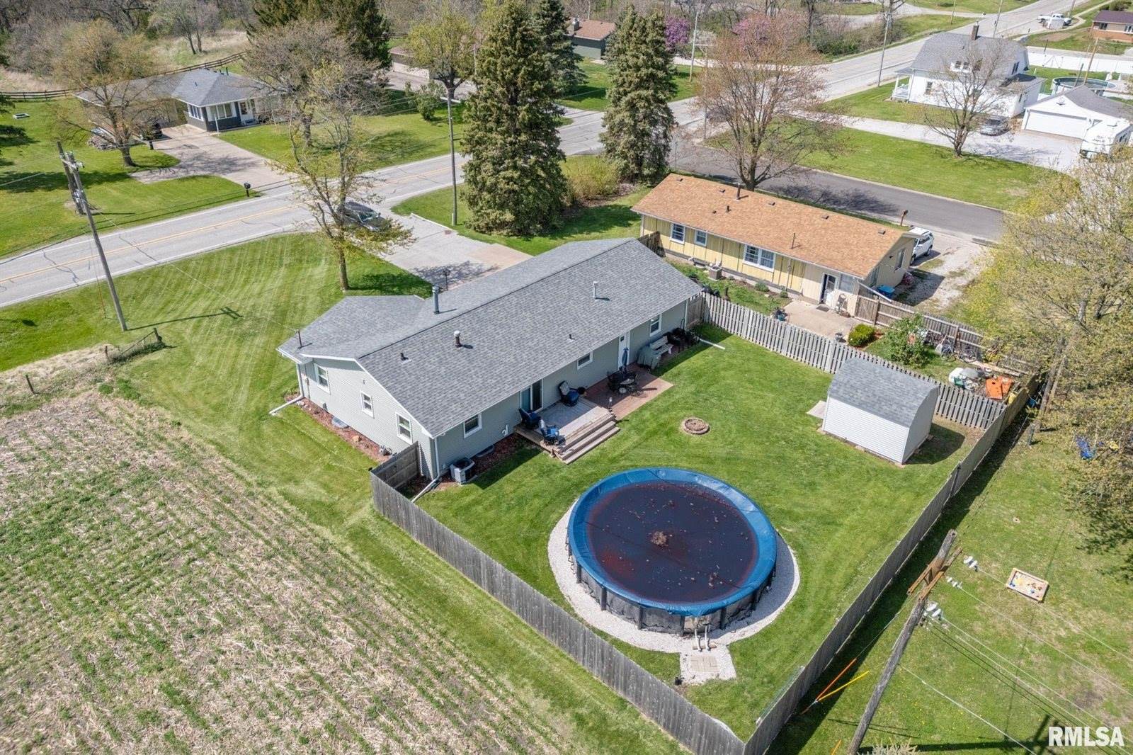 801 South Mississippi Street, Blue Grass, IA 52726