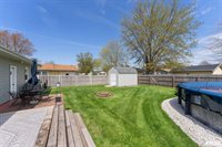 801 South Mississippi Street, Blue Grass, IA 52726