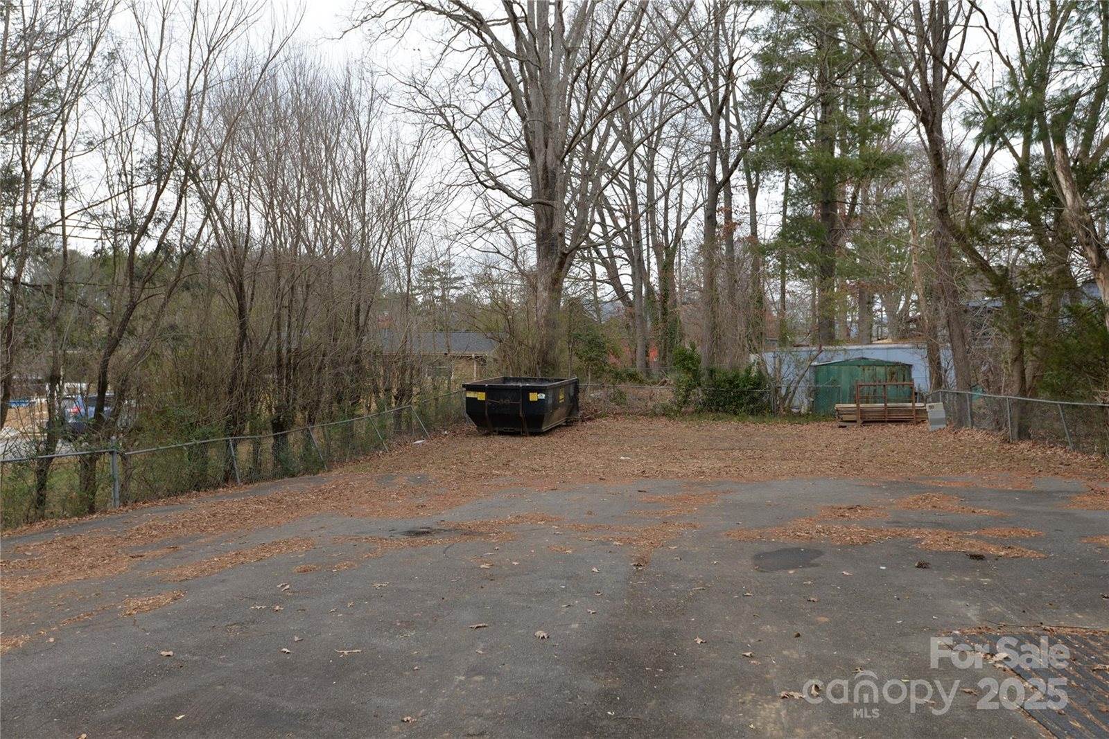 2002 US 70 Highway, Swannanoa, NC 28778