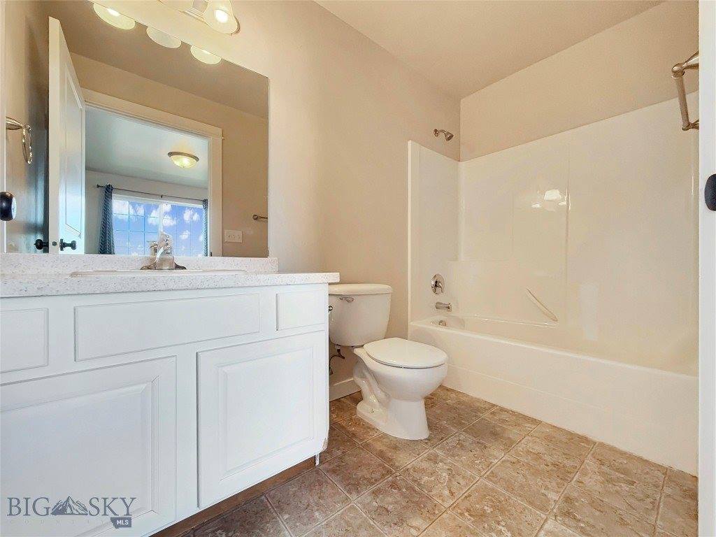 2240 Baxter Lane, #B6, Bozeman, MT 59718