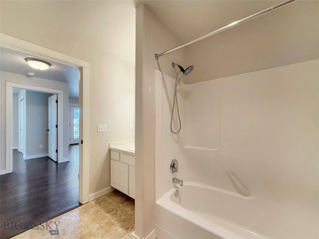 2240 Baxter Lane, #B6, Bozeman, MT 59718