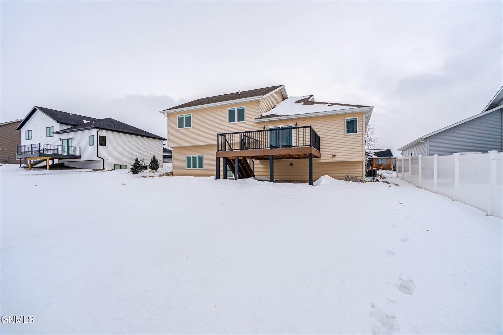 4720 Kites Lane, Bismarck, ND 58503