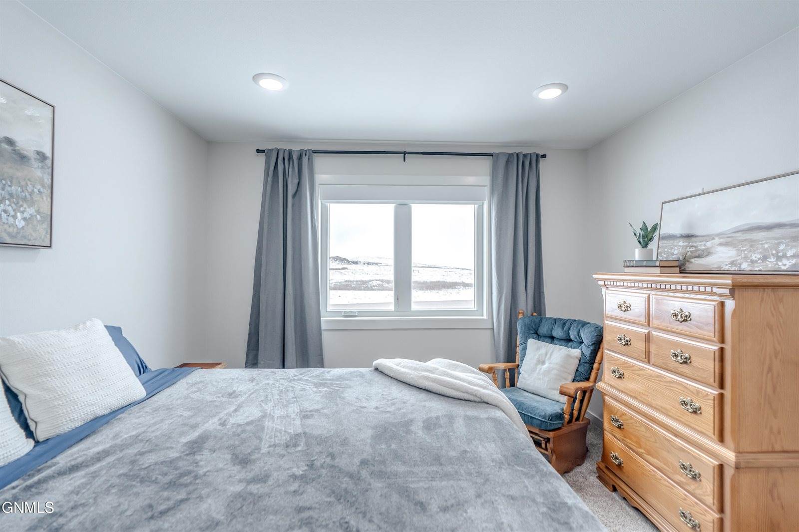 4720 Kites Lane, Bismarck, ND 58503