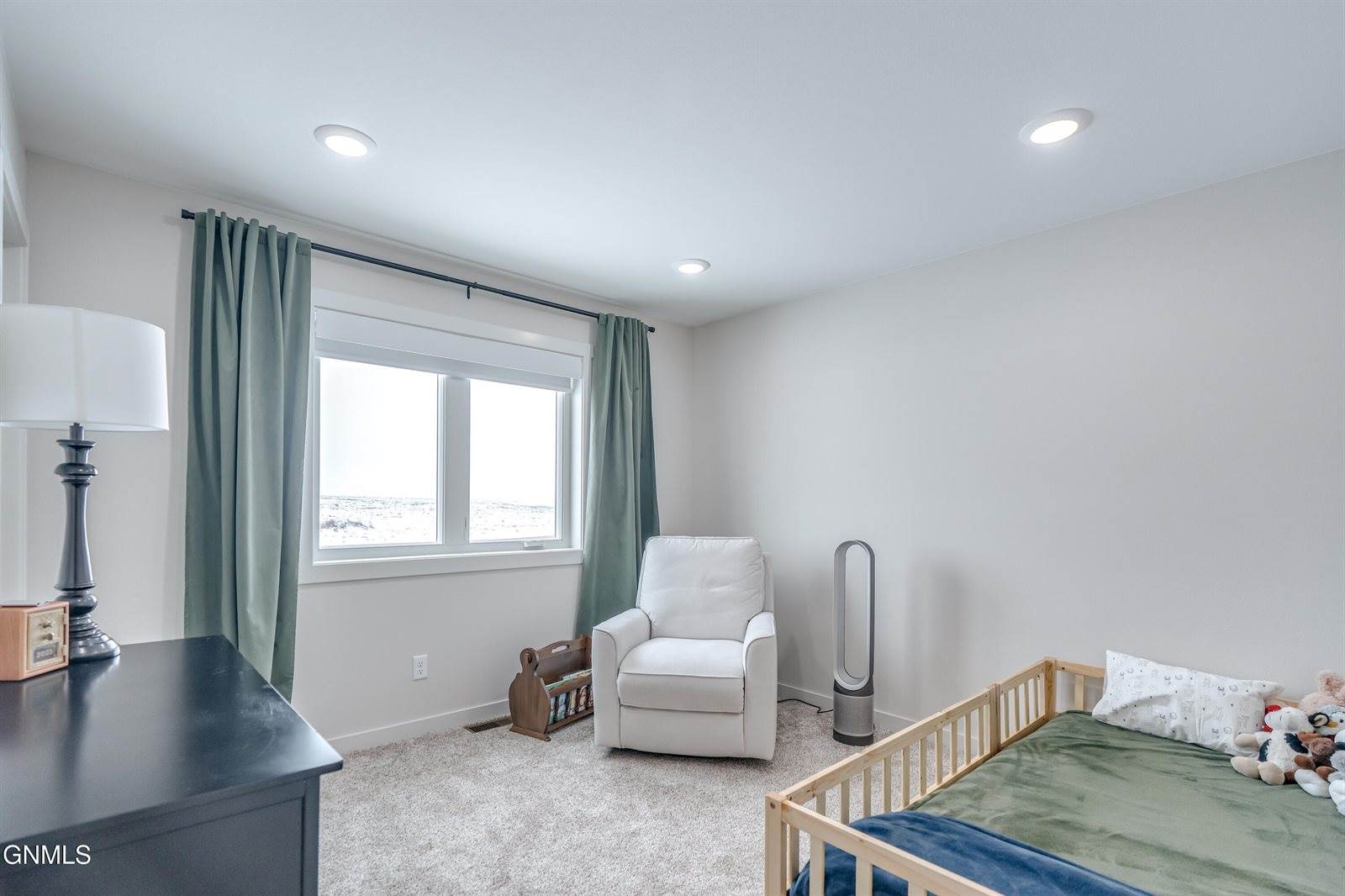 4720 Kites Lane, Bismarck, ND 58503