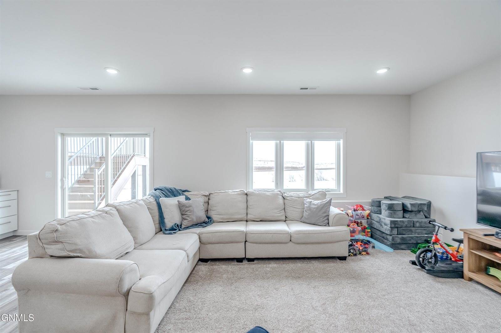 4720 Kites Lane, Bismarck, ND 58503