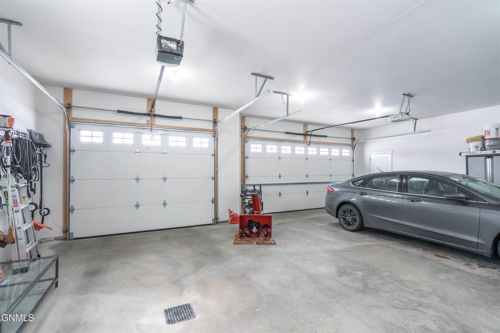 4720 Kites Lane, Bismarck, ND 58503