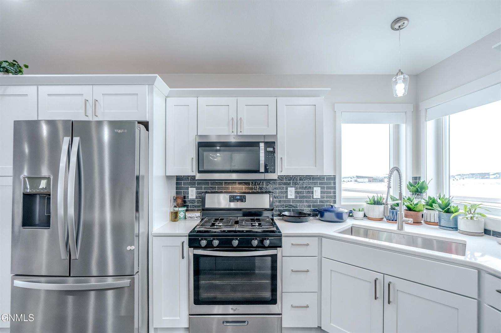 4720 Kites Lane, Bismarck, ND 58503