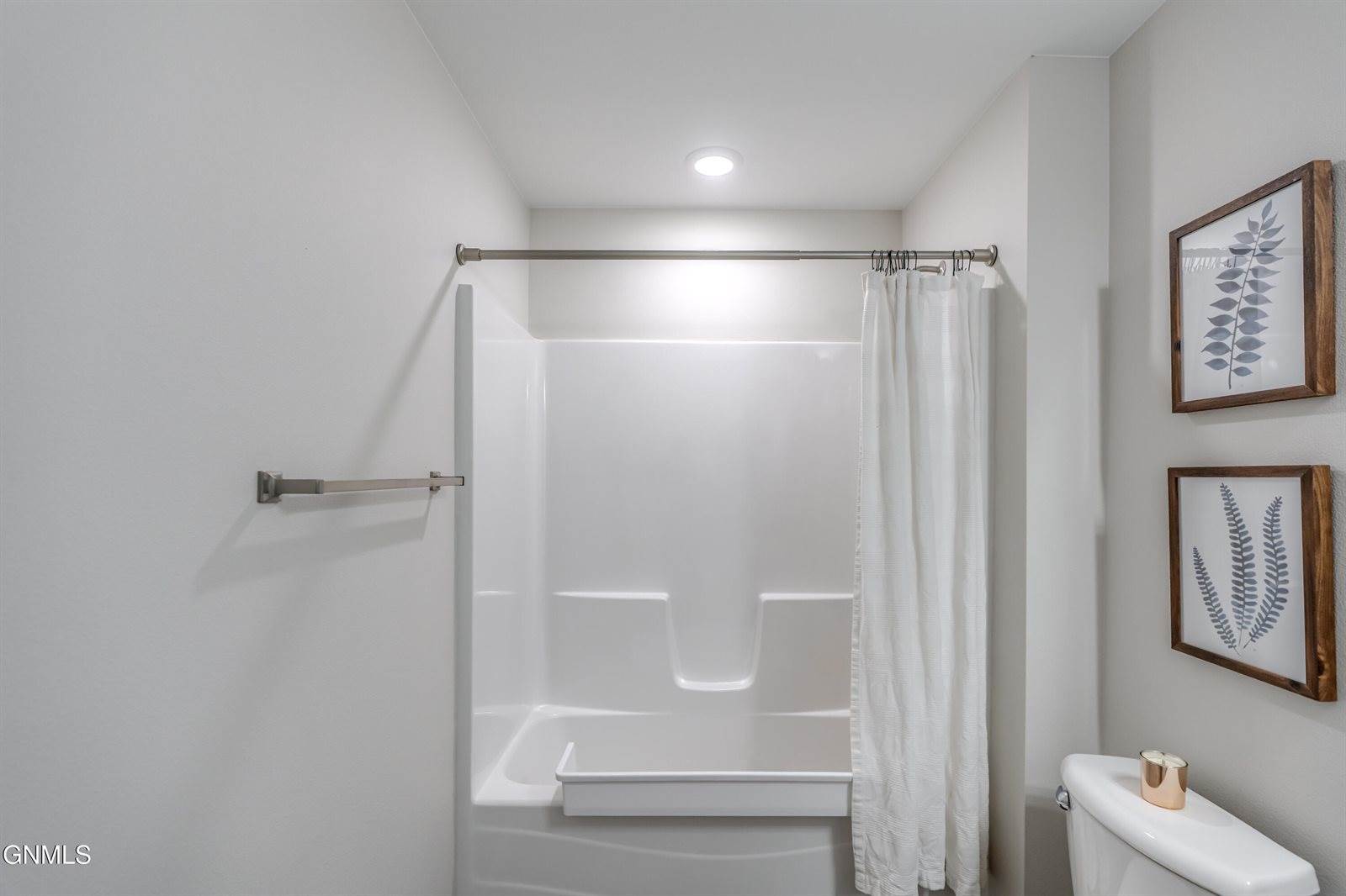 4720 Kites Lane, Bismarck, ND 58503