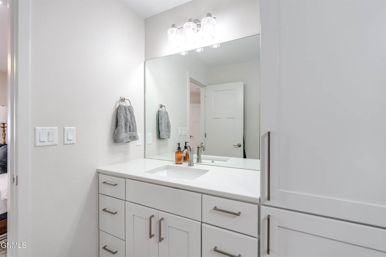 4720 Kites Lane, Bismarck, ND 58503