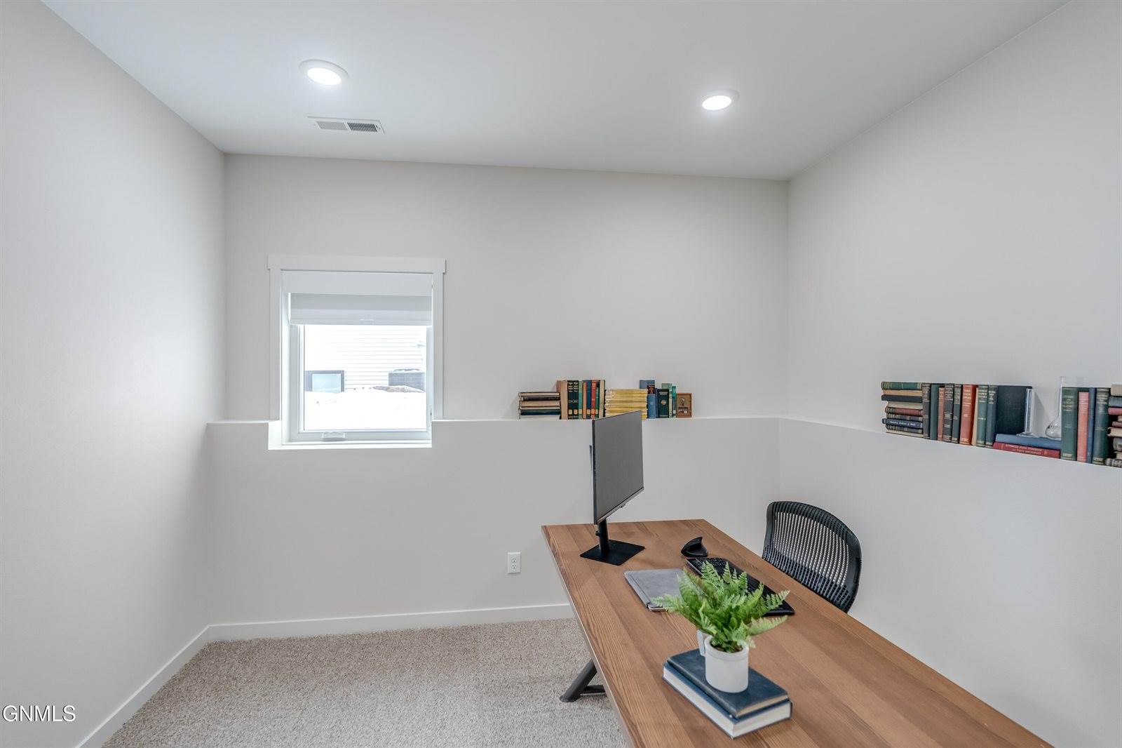 4720 Kites Lane, Bismarck, ND 58503