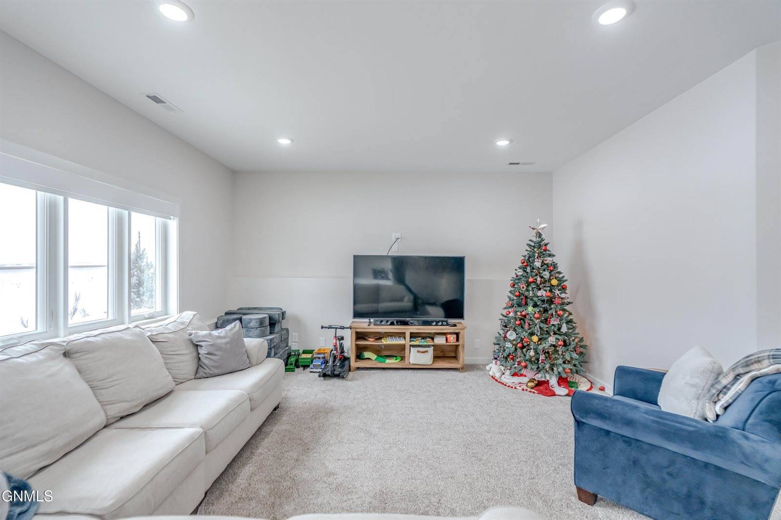 4720 Kites Lane, Bismarck, ND 58503