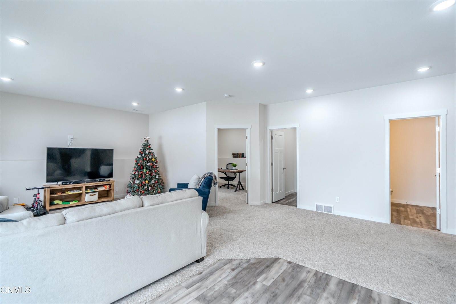 4720 Kites Lane, Bismarck, ND 58503