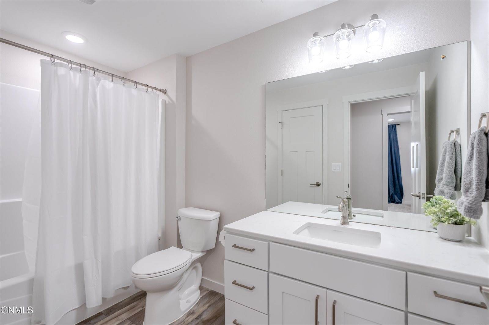 4720 Kites Lane, Bismarck, ND 58503