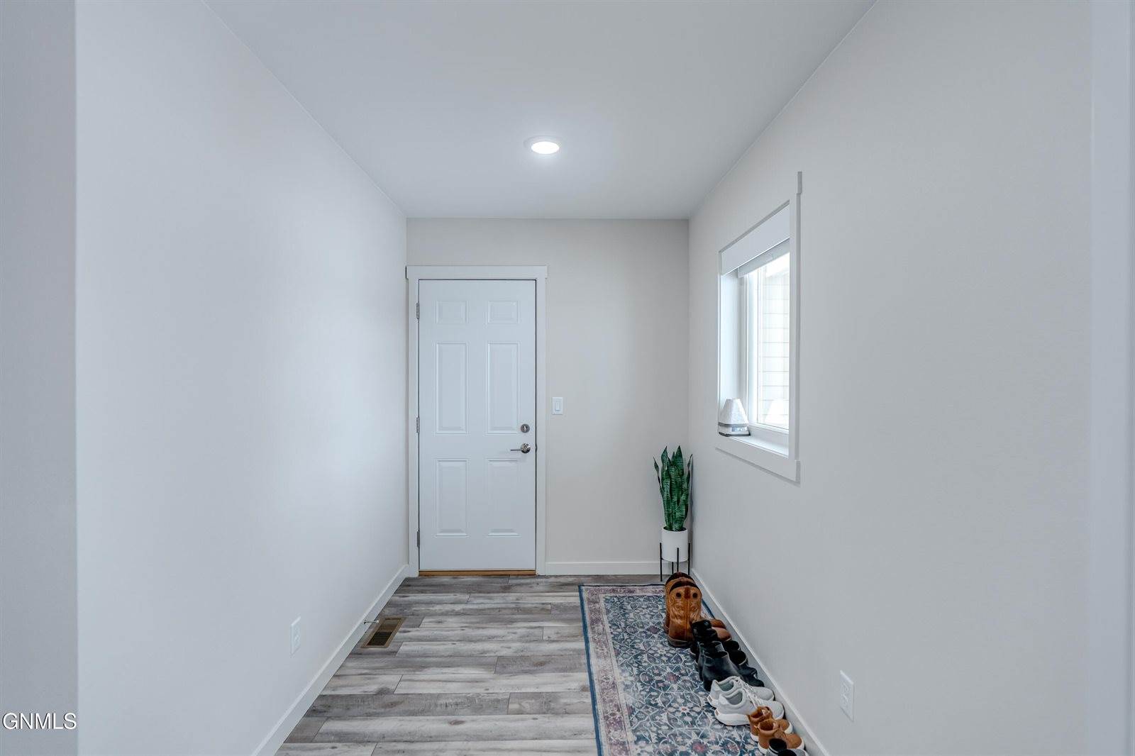 4720 Kites Lane, Bismarck, ND 58503