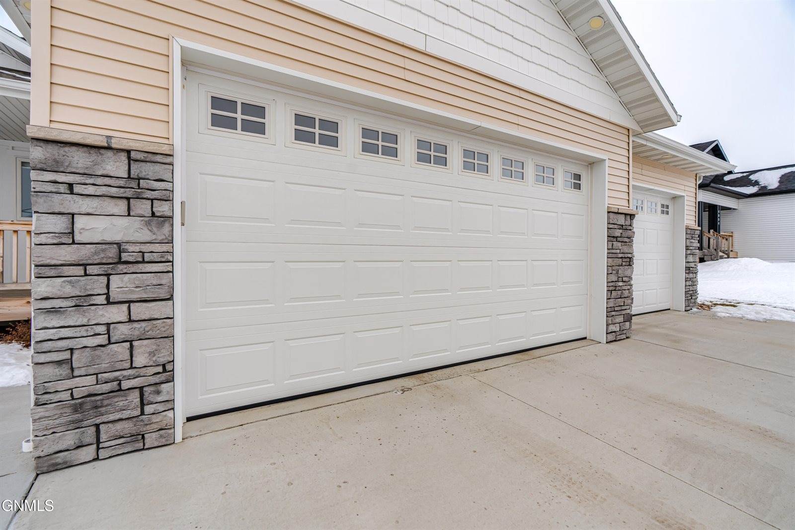 4720 Kites Lane, Bismarck, ND 58503