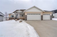 4720 Kites Lane, Bismarck, ND 58503
