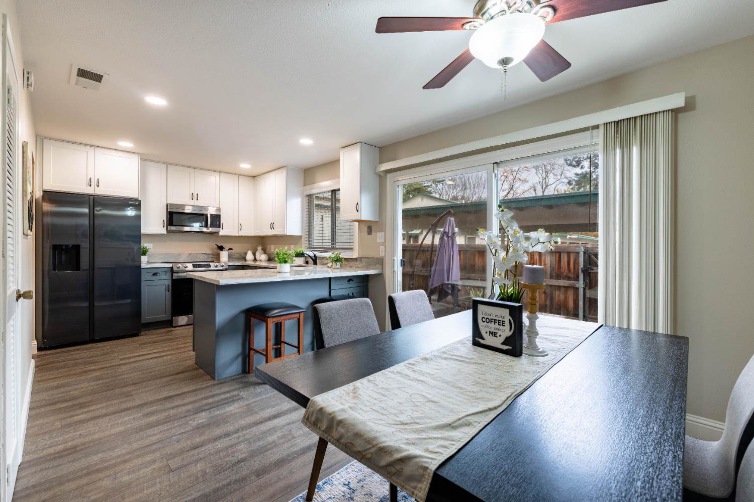 8913 Salmon Falls Drive, Sacramento, CA 95826