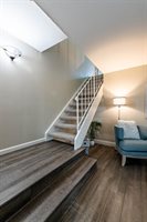 8913 Salmon Falls Drive, Sacramento, CA 95826