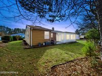 10 Hartford Road, Manchester, NJ 08759