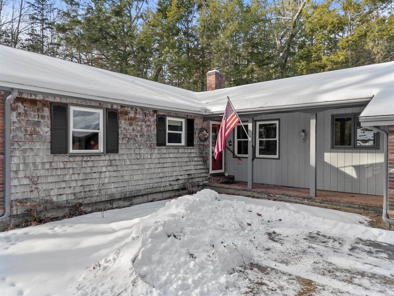 15 Cooper Road, Freeport, ME 04032