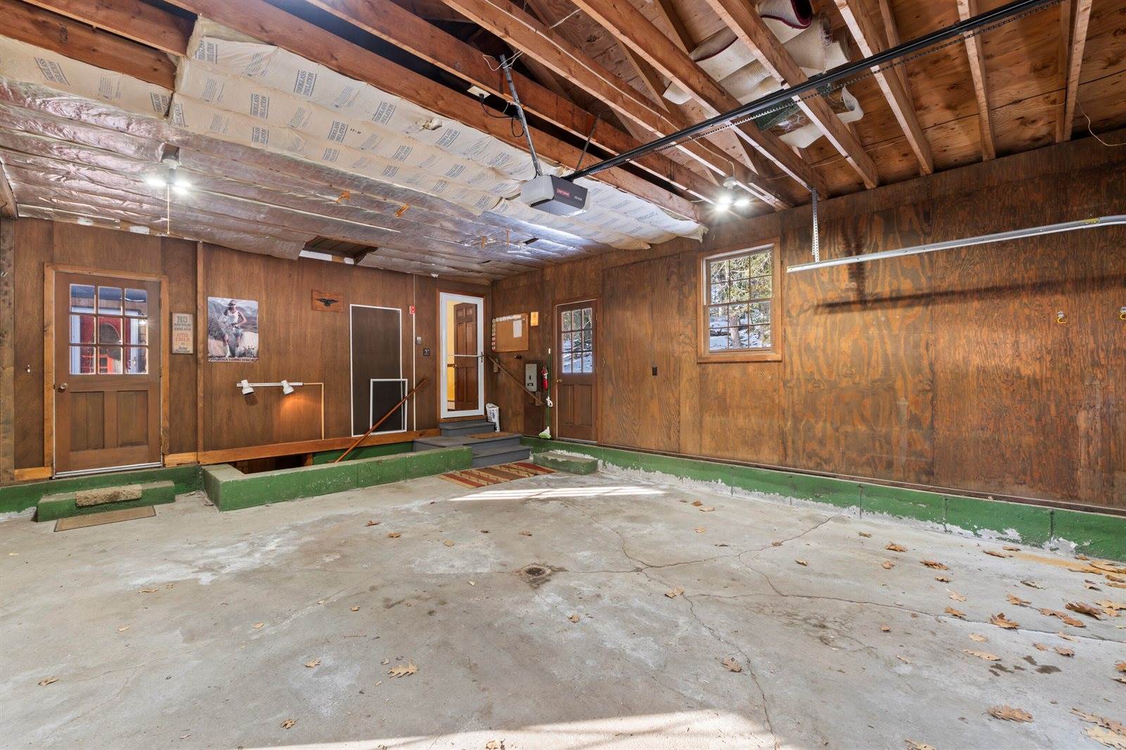 15 Cooper Road, Freeport, ME 04032