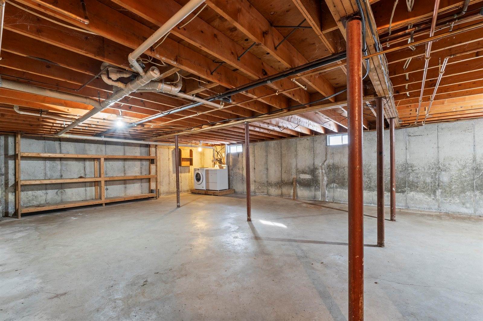 15 Cooper Road, Freeport, ME 04032